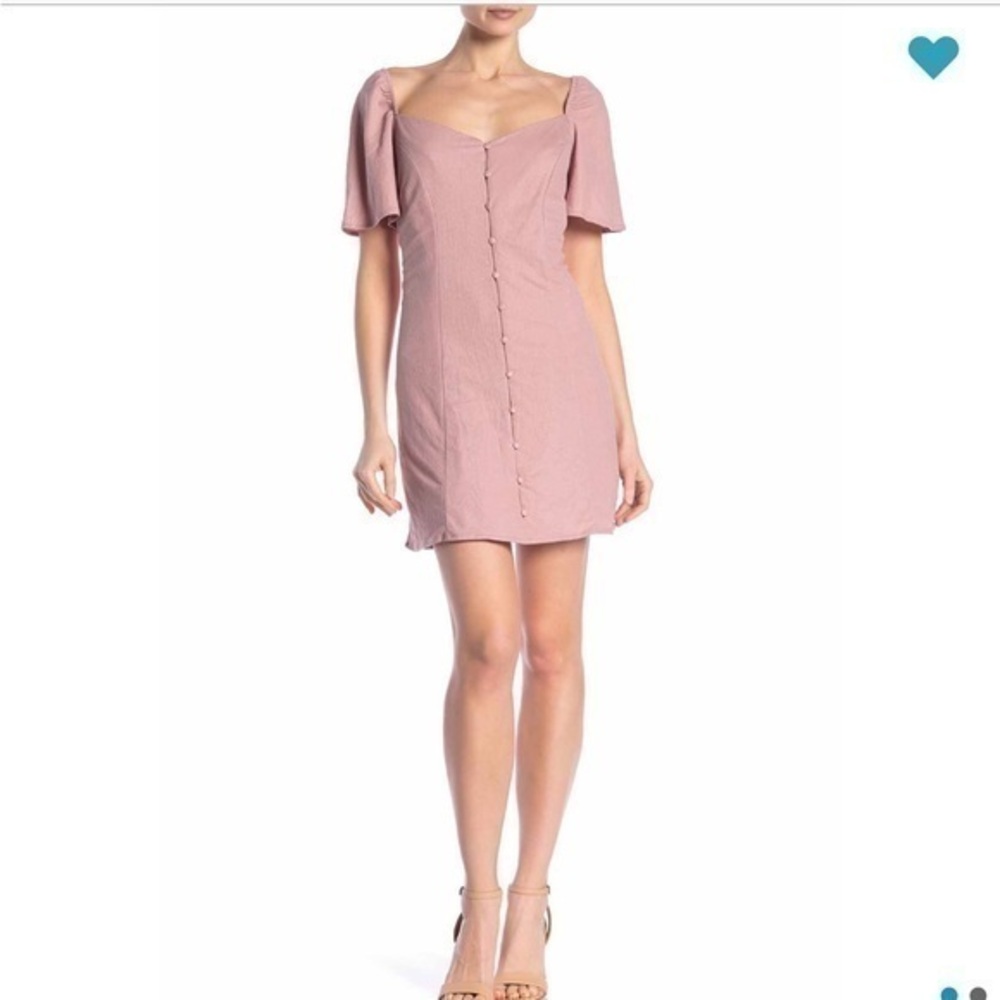 Sweetheart neck pink mini dress
